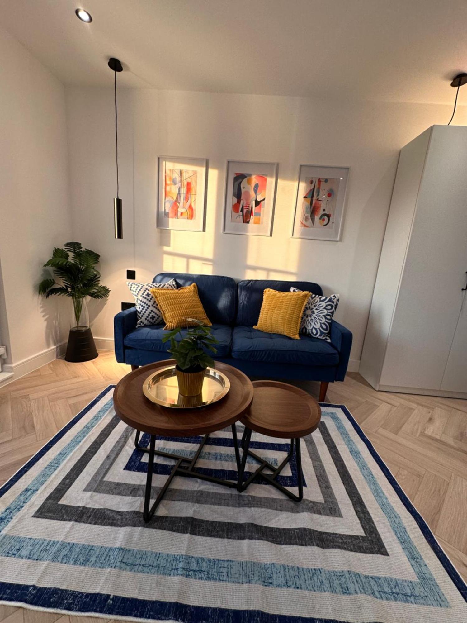 R5 - Luxury Private Ensuite Self-Contained Room - Newly Renovated Halesowen Buitenkant foto