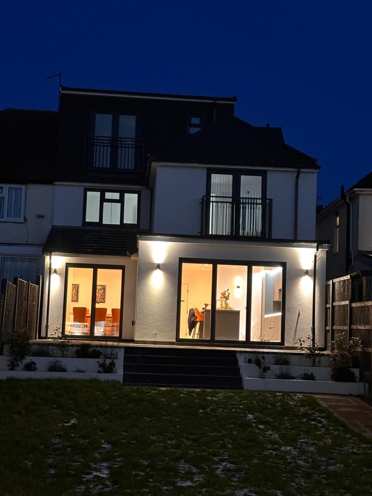 R5 - Luxury Private Ensuite Self-Contained Room - Newly Renovated Halesowen Buitenkant foto